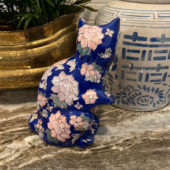 Chinoiserie Ceramic Cat - Picture 3 of 7